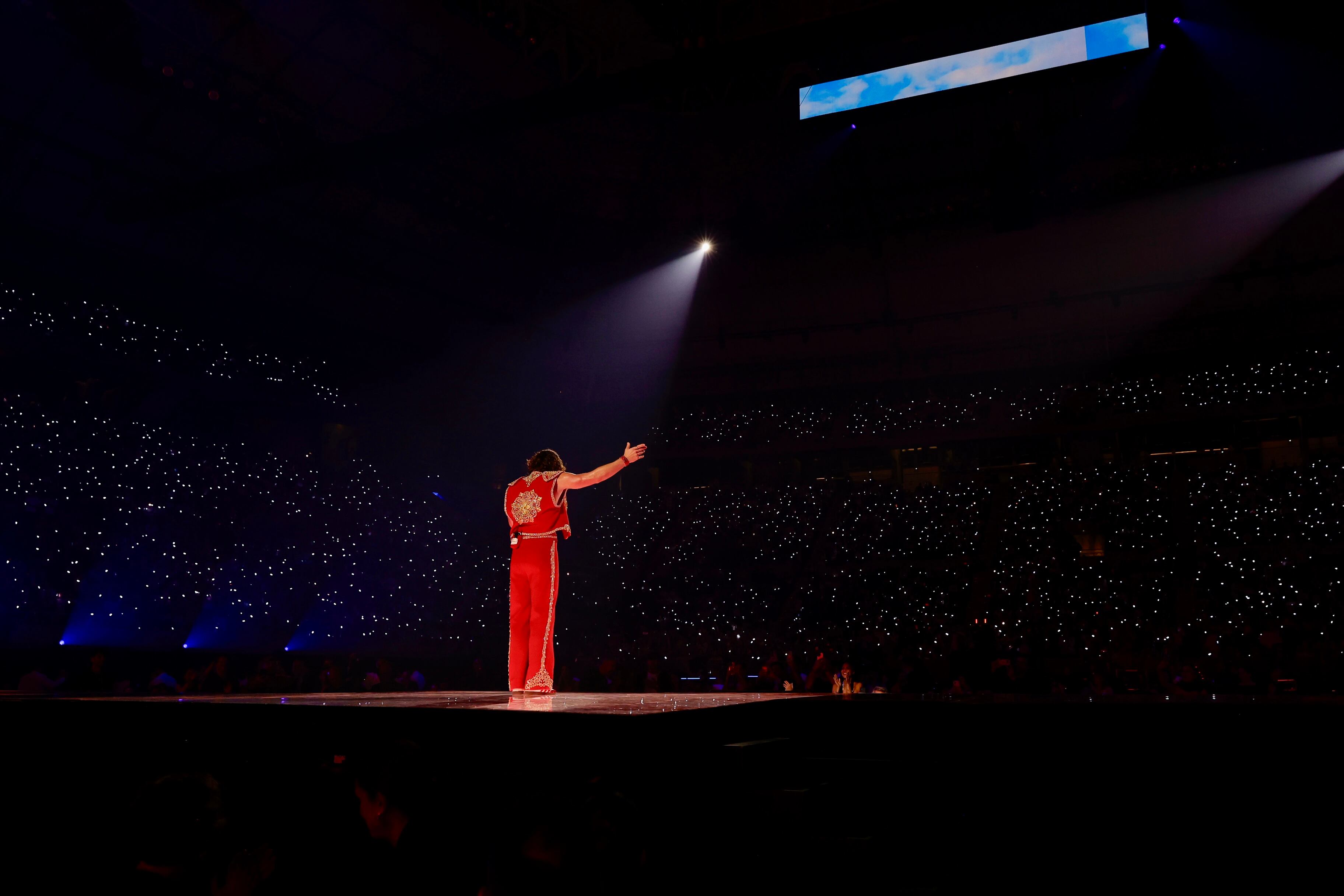 ¡¡Gracias a todxs. Gracias, Barcelona!! ¡Fuerza, Valencia!