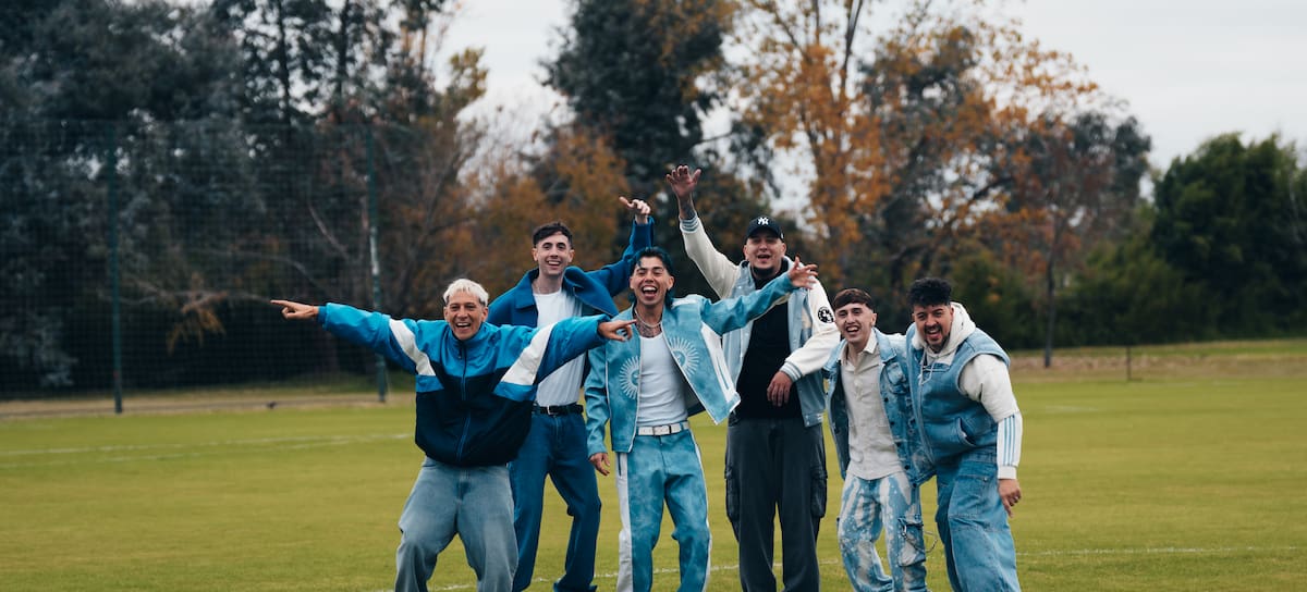 Luck Ra, Juan Portella, Un poco de Ruido, y Ramky presentan un homenaje a Messi en su último Mundial de fútbol, 'Un Último Baile'.