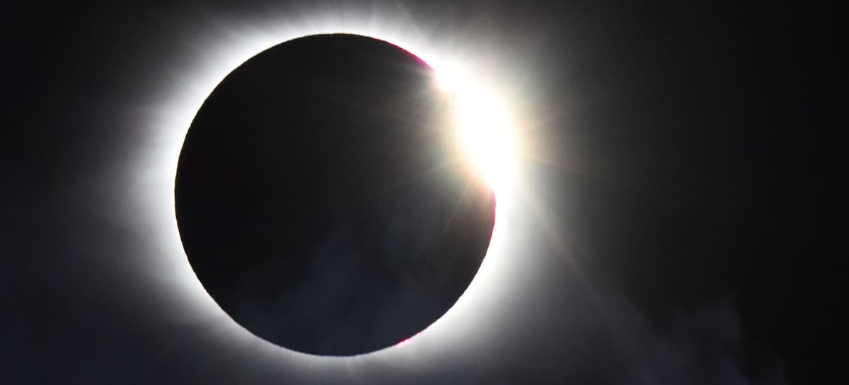 Eclipse solar total.