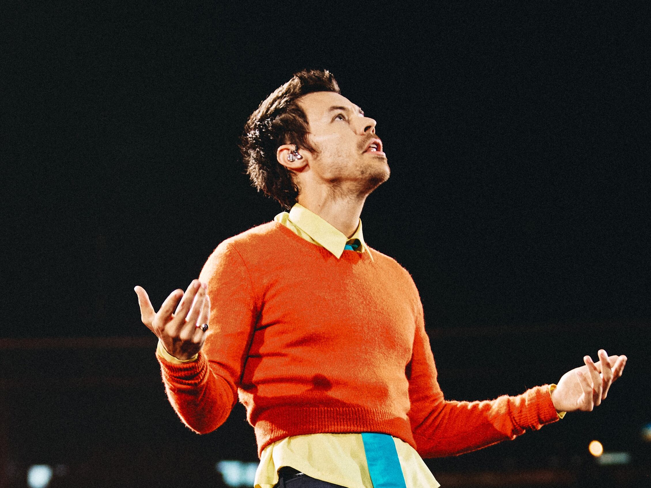 Harry Styles desvela su higiénico ritual después de cada actuación (que no tiene nada que ver con la limpieza) 