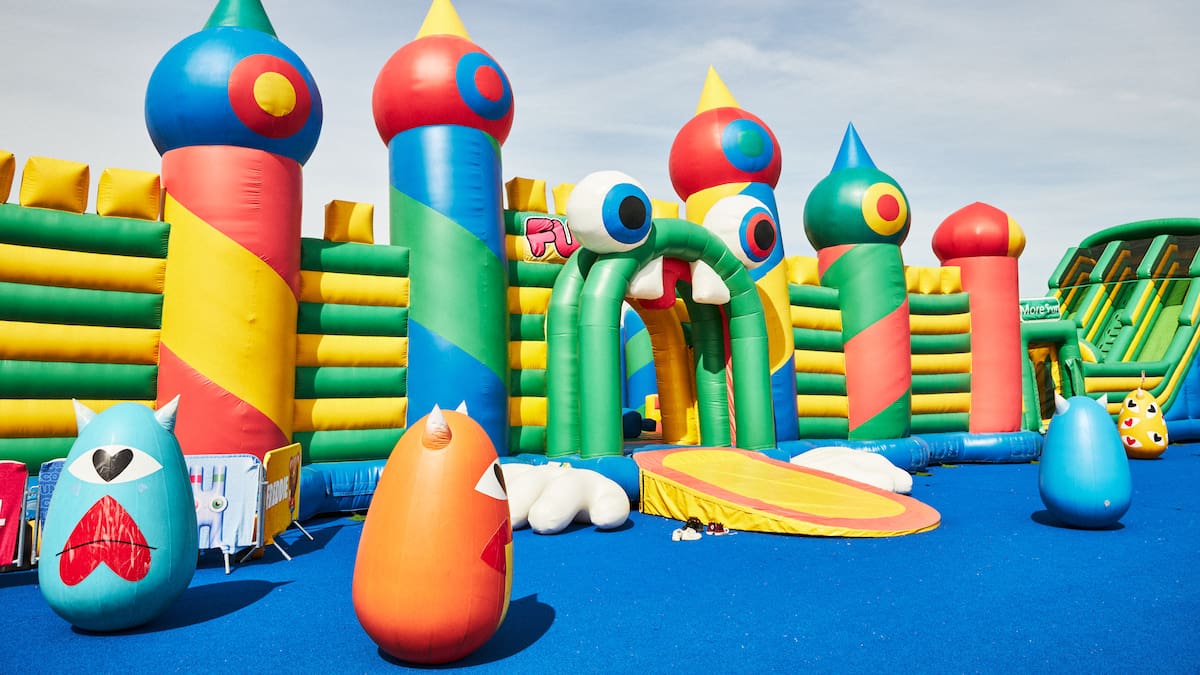 LOS40 te invita a ti y a tus amigos a Funbox, el parque hinchable más grande del mundo