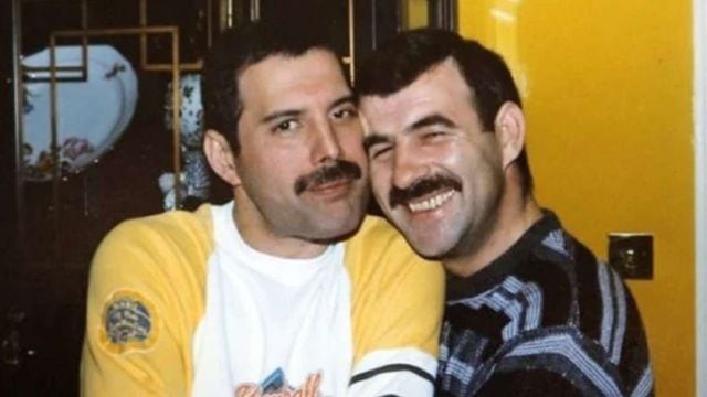 Jim Hutton y Freddie Mercury