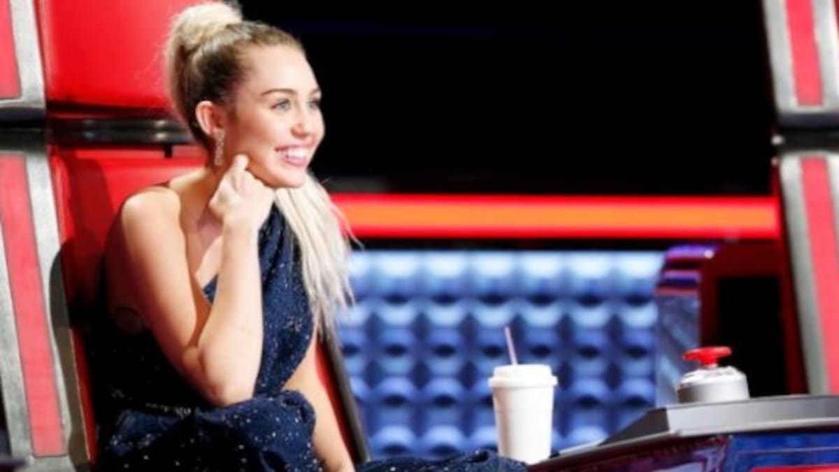 Miley Cyrus, Alicia Keys y Adam Levine arrancaron la nueva temporada de “The Voice”