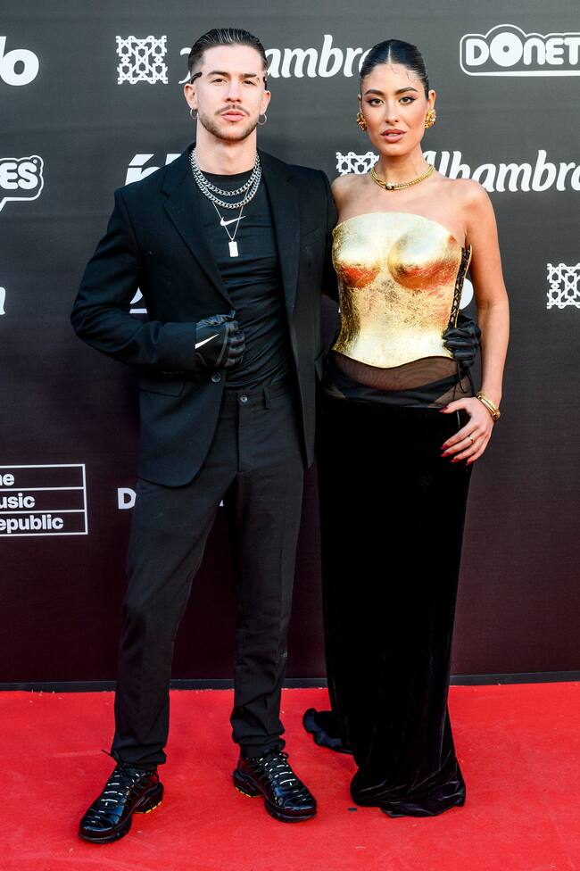 Otra prueba de que los músicos y las influencers hacen buena pareja. Natos y Sara Fructuoso rivalizan en flow y en esta ocasión, gana ella.