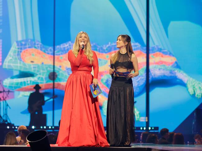 Cris Regatero fue una de las conductoras del pre-show y de la ceremonia de entrega