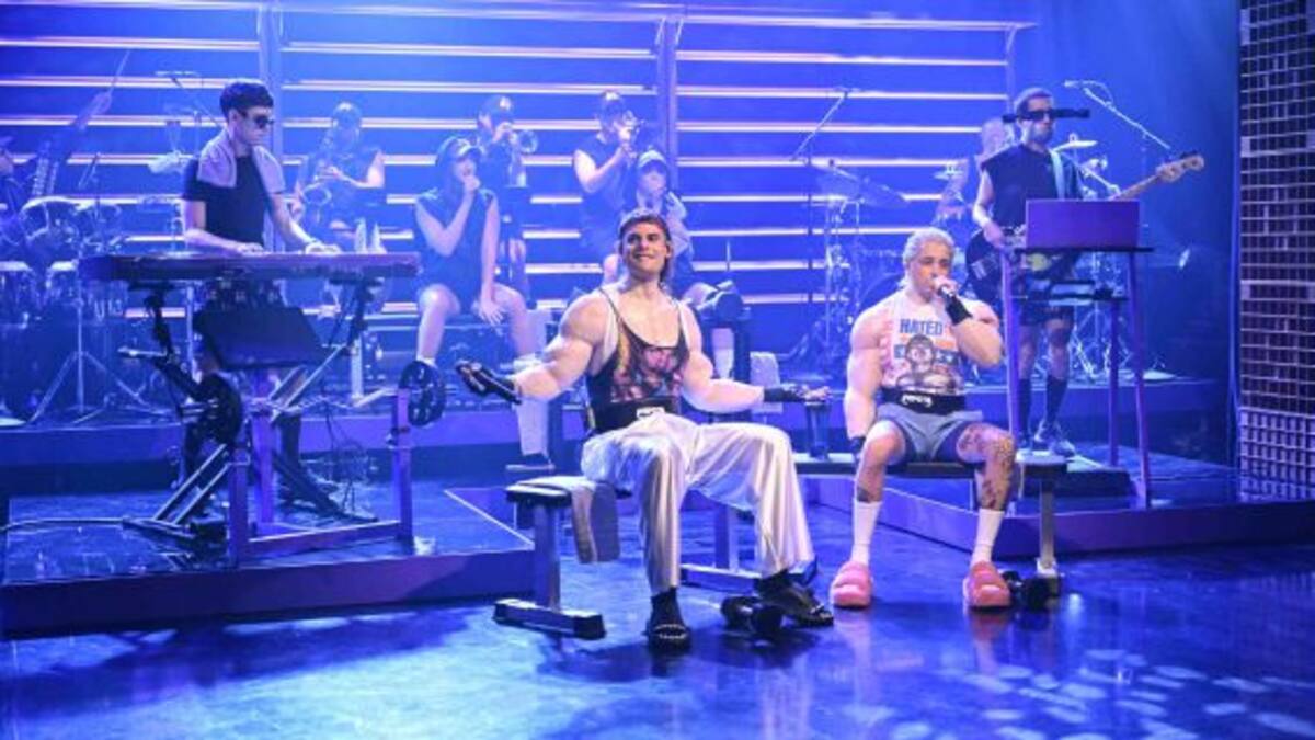 CA7RIEL Y PACO AMOROSO BRILLARON EN JIMMY FALLON