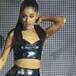 ¿Por qué le tiraron con un iPhone a Ariana Grande?