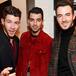 LOS JONAS BROTHERS IMITAN A LAS KARDASHIAN, Y ASÍ REACCIONAN ELLAS