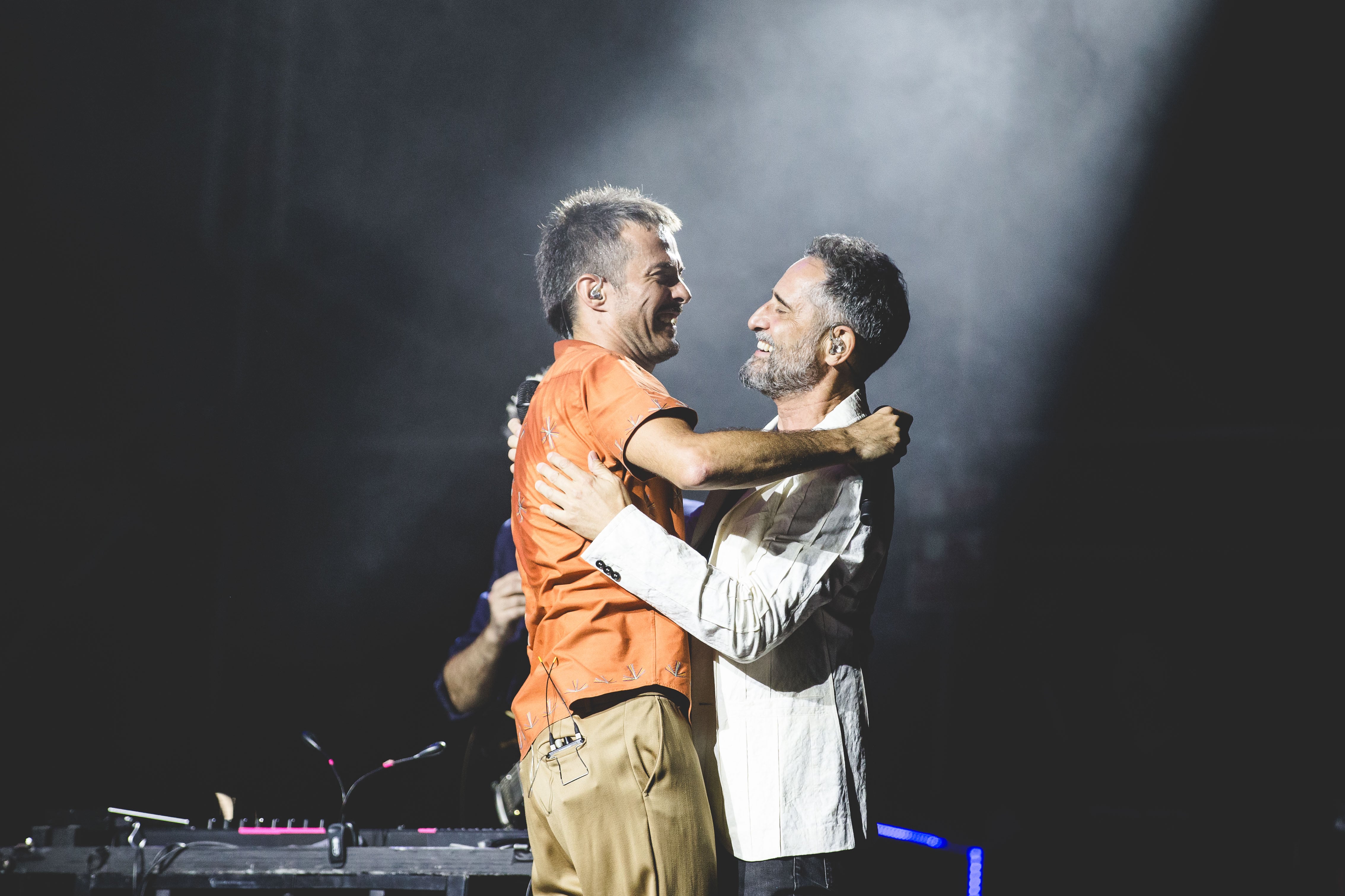 Jorge Drexler subió a cantar con Vetusta Morla en el Sonorama 2023.