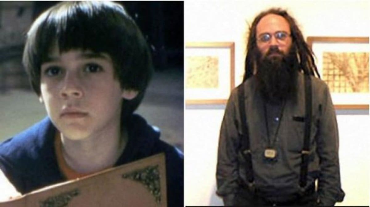 Barret Oliver - Interpretó el personaje de Bastian cuando tenía 10 años. Participó en varias películas aunque encontró su verdadera pasión en la fotografía.