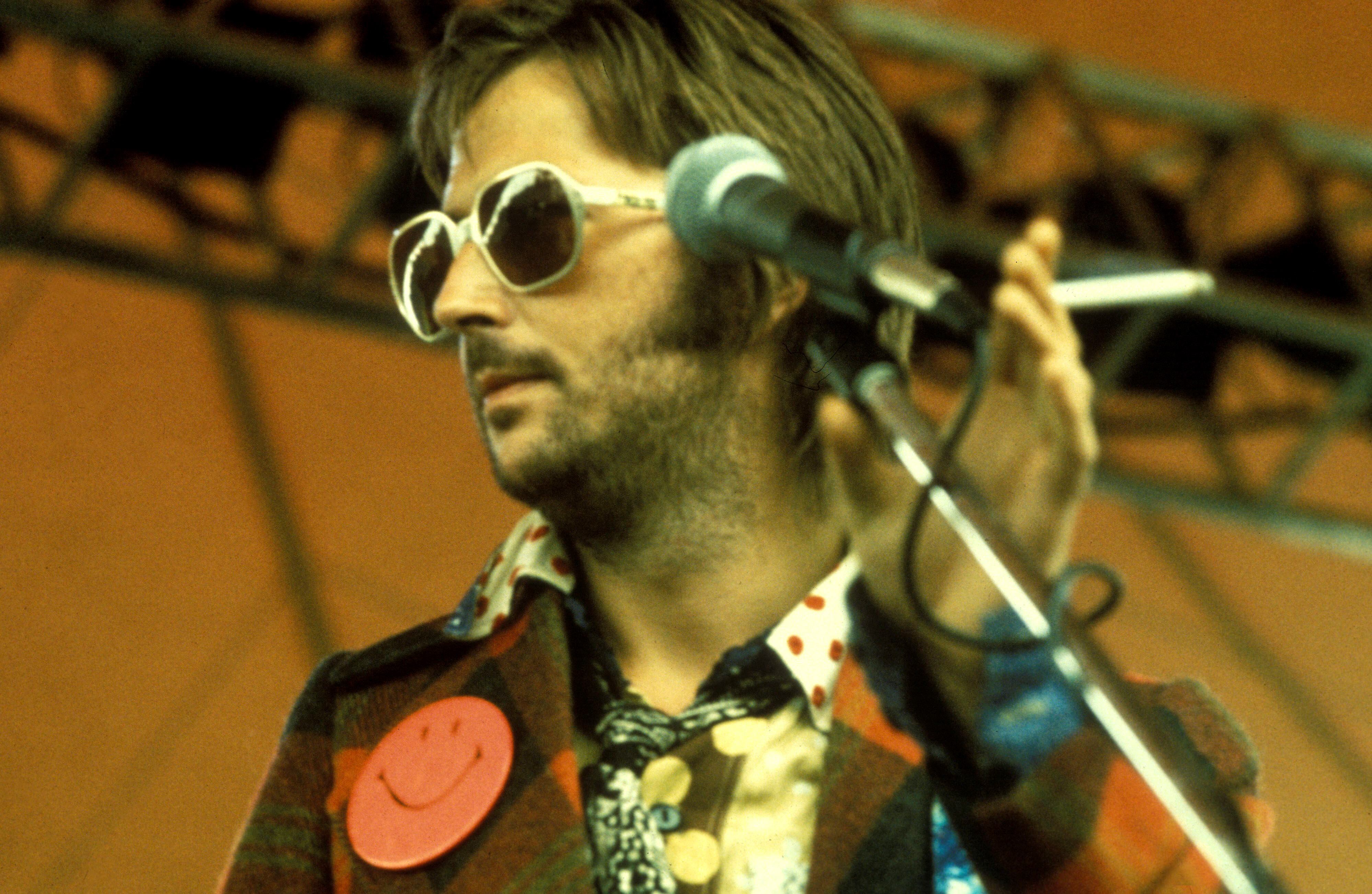 Eric Clapton durante su gira estadounidense de 1974