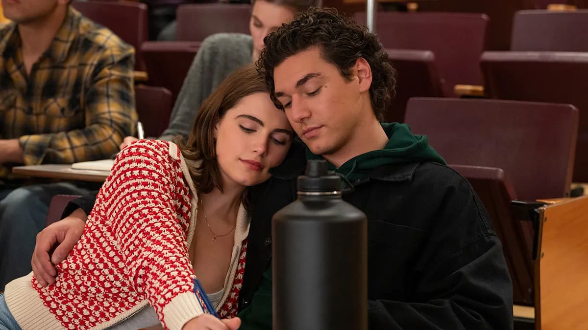 Ella Bright y Belmont Cameli, sobre ‘Off Campus’: “Fue fácil llevar esa química a la pantalla porque fuera ya la tenemos”