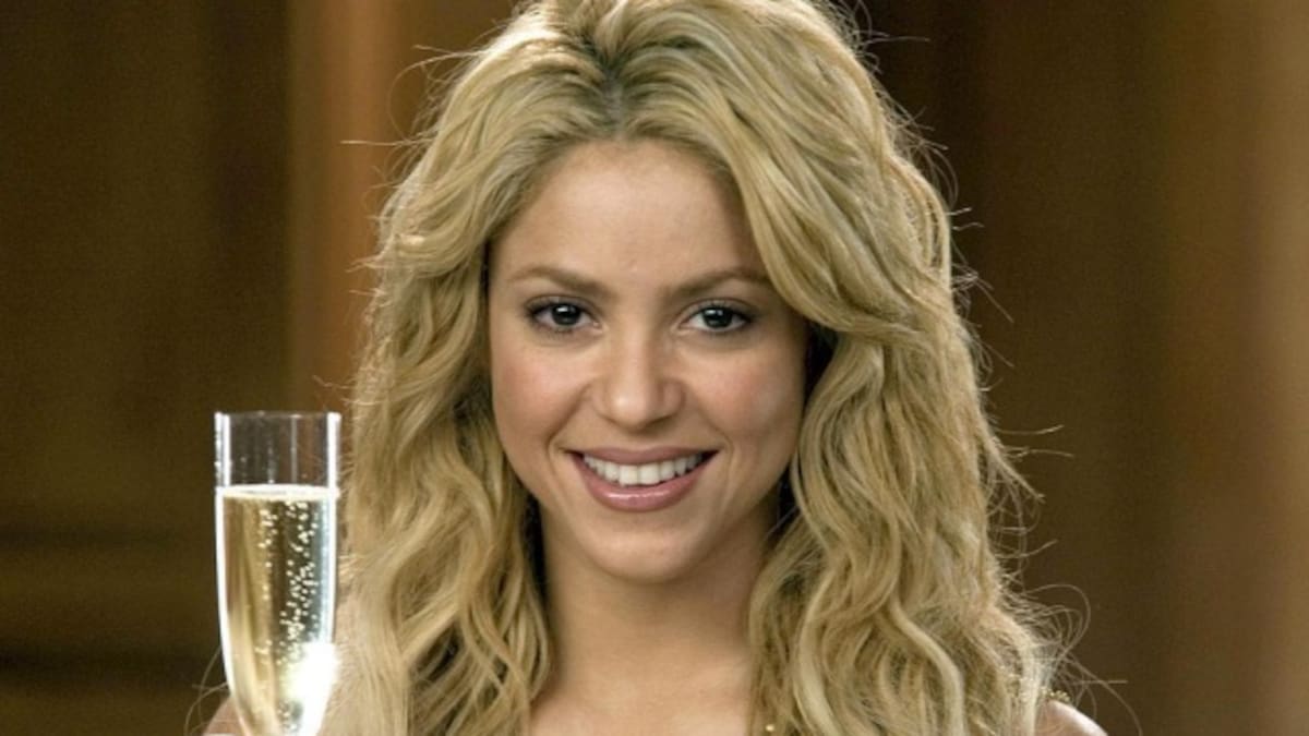 10 fotos de cantantes que podrían ser una felicitación navideña