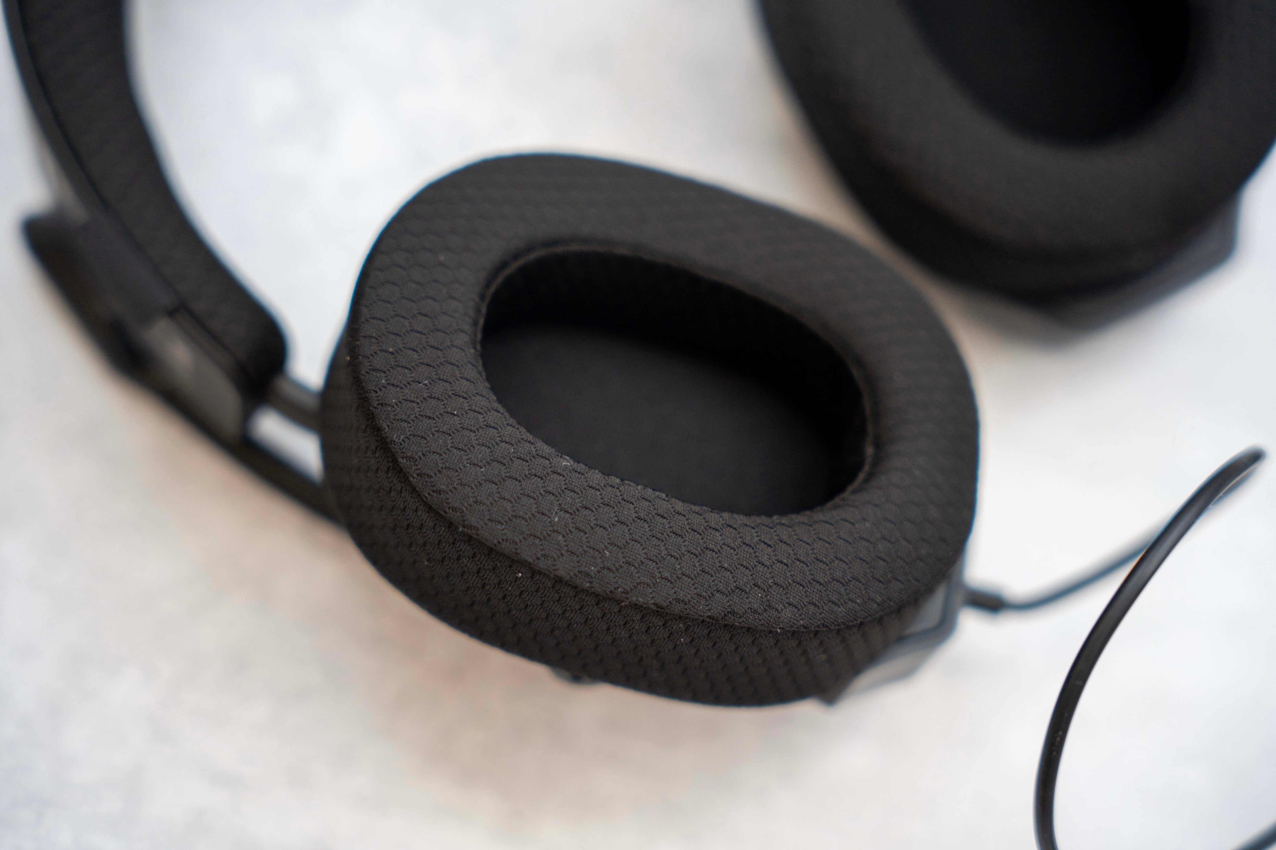 Nacon RIG R5 Pro HS: Audio de calidad con cable a precio de auricular mediocre.