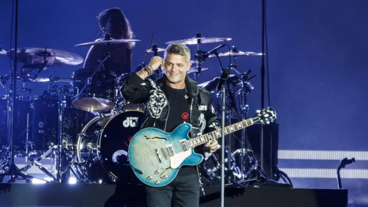 Alejandro Sanz y el hijo de Antonio Orozco, juntos en Barcelona