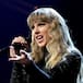 TAYLOR SWIFT ES LA PRIMERA ARTISTA FEMENINA EN TENER 10 ÁLBUMES EN LA LISTA BILLBOARD 200