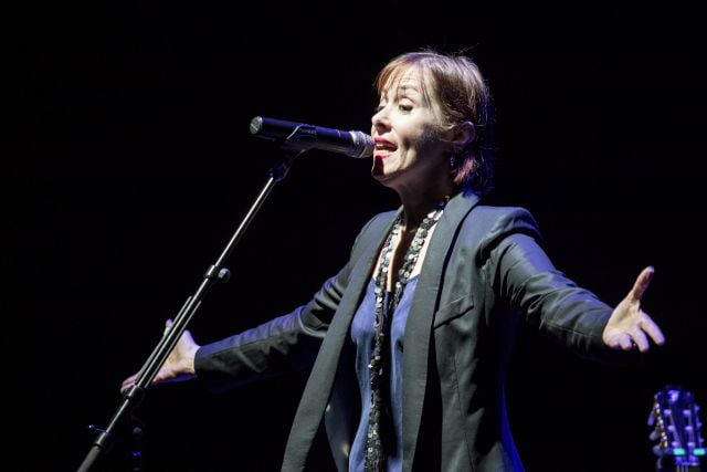 Suzanne Vega, en un concierto en directo en San Cugat De Valles en 2016.