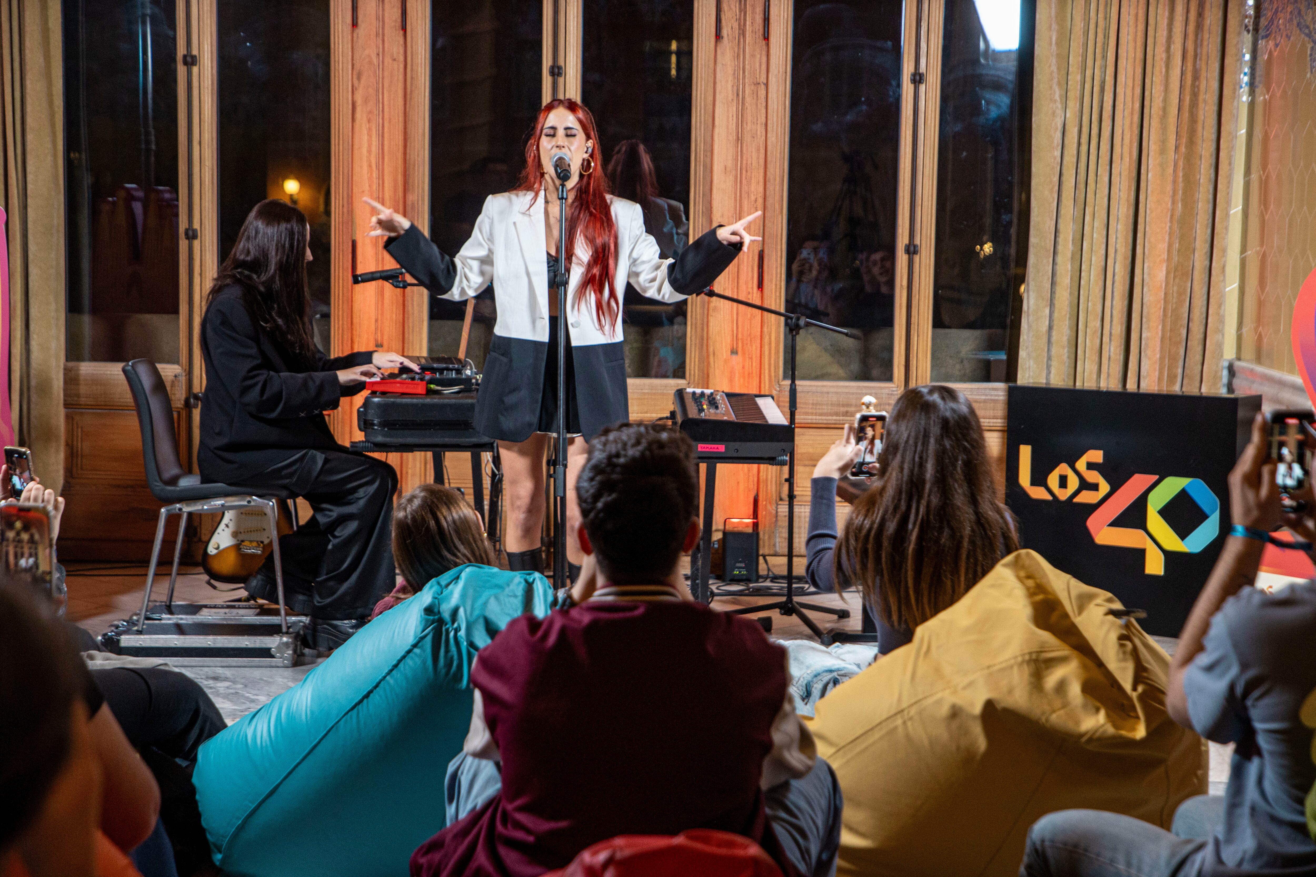 El de Vicco ha sido el primero de una serie de conciertos previos a la gran gala de entrega de LOS40 Music Awards Santander 2024 que se celebrará el 8 de noviembre y en el que la cantante está triplemente nominada.