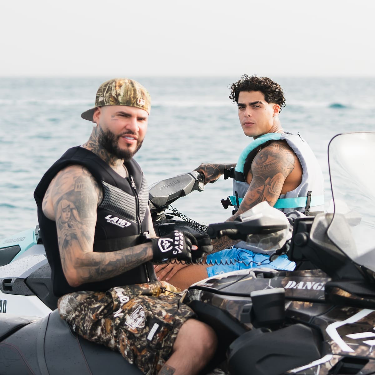 Lunay invita a Farruko a alargar el verano con el remix de ‘Palomino'