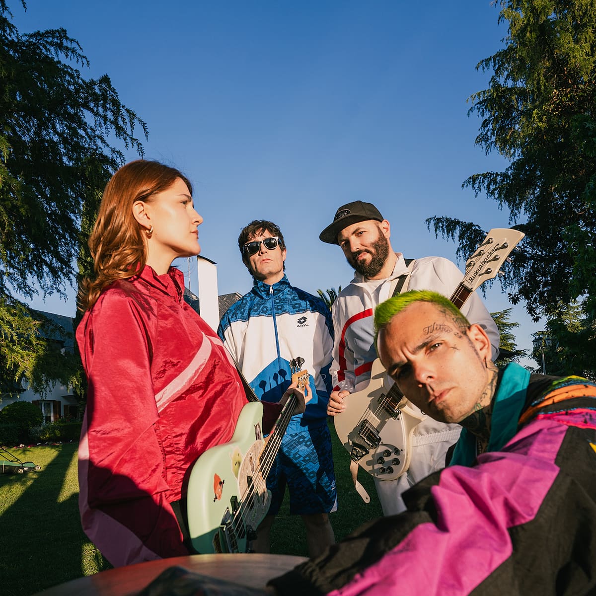 La La Love You se convierte en un extraterrestre musical y lanza ‘¿Por qué me miráis así?’