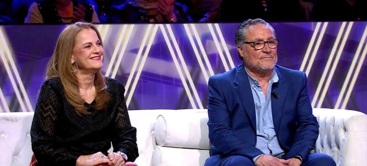Luisa y Juan Carlos, los padres de Montoya hablan en '¡De Viernes!' del paso de su hijo por 'La isla de las tentanciones'.