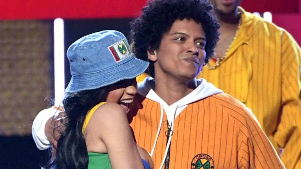 Cardi B deja plantado a Bruno Mars y esta es su reacción