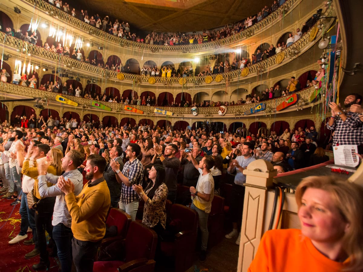 COAC 2026 | Quién canta hoy jueves 15 de enero y orden de actuación de la quinta sesión de preliminares en el Teatro Falla de Cádiz