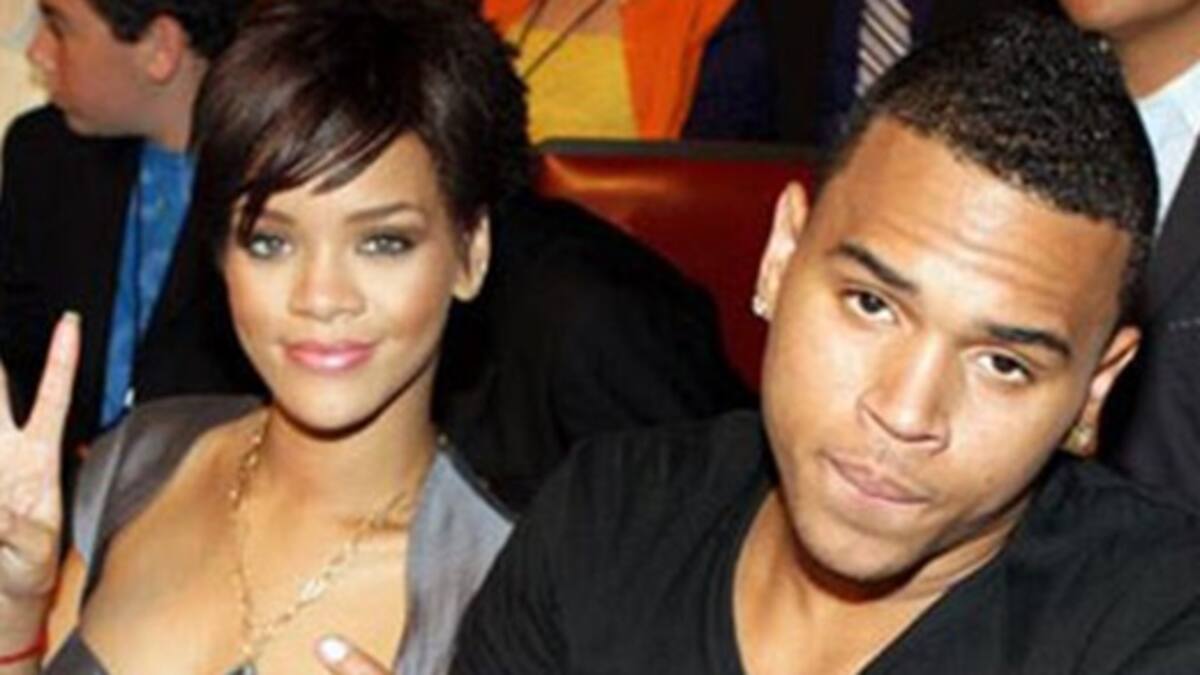 Rihanna justifica el maltrato volviendo con Chris Brown
