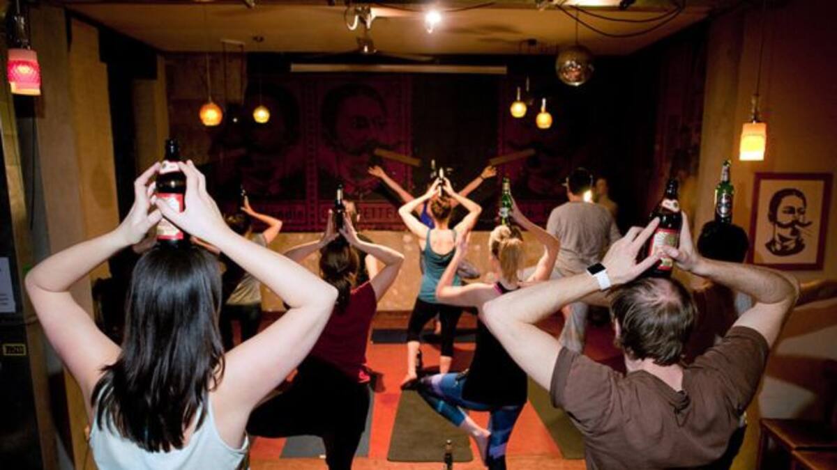 Beer Yoga: la excusa perfecta para beber cerveza y mantenerse fitness