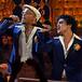 Bruno Mars lanza por sorpresa una de sus canciones favoritas con Silk Sonic: ‘Loves Train’