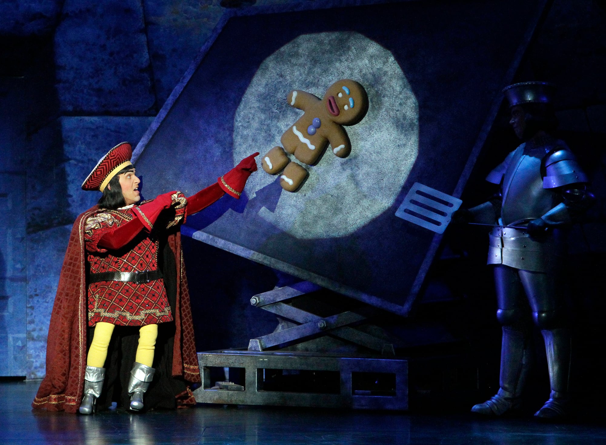 David F.M. Vaughn como Lord Farquaad en el musical de 'Shrek' en 2011.  /  Lawrence K. Ho/Los Angeles Times via Getty