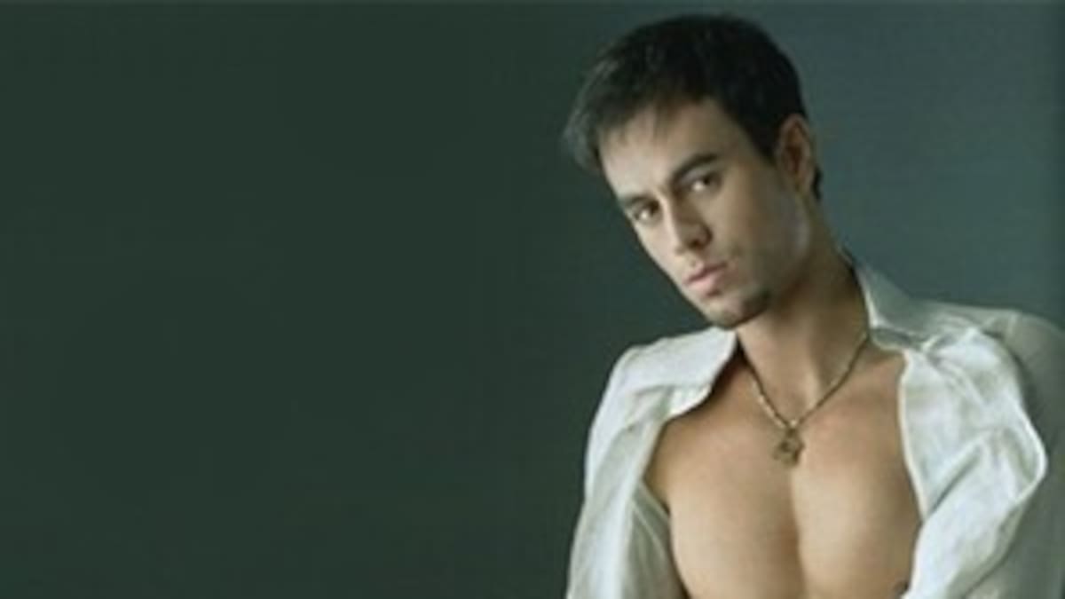 Enrique Iglesias regresa con Euforia en julio