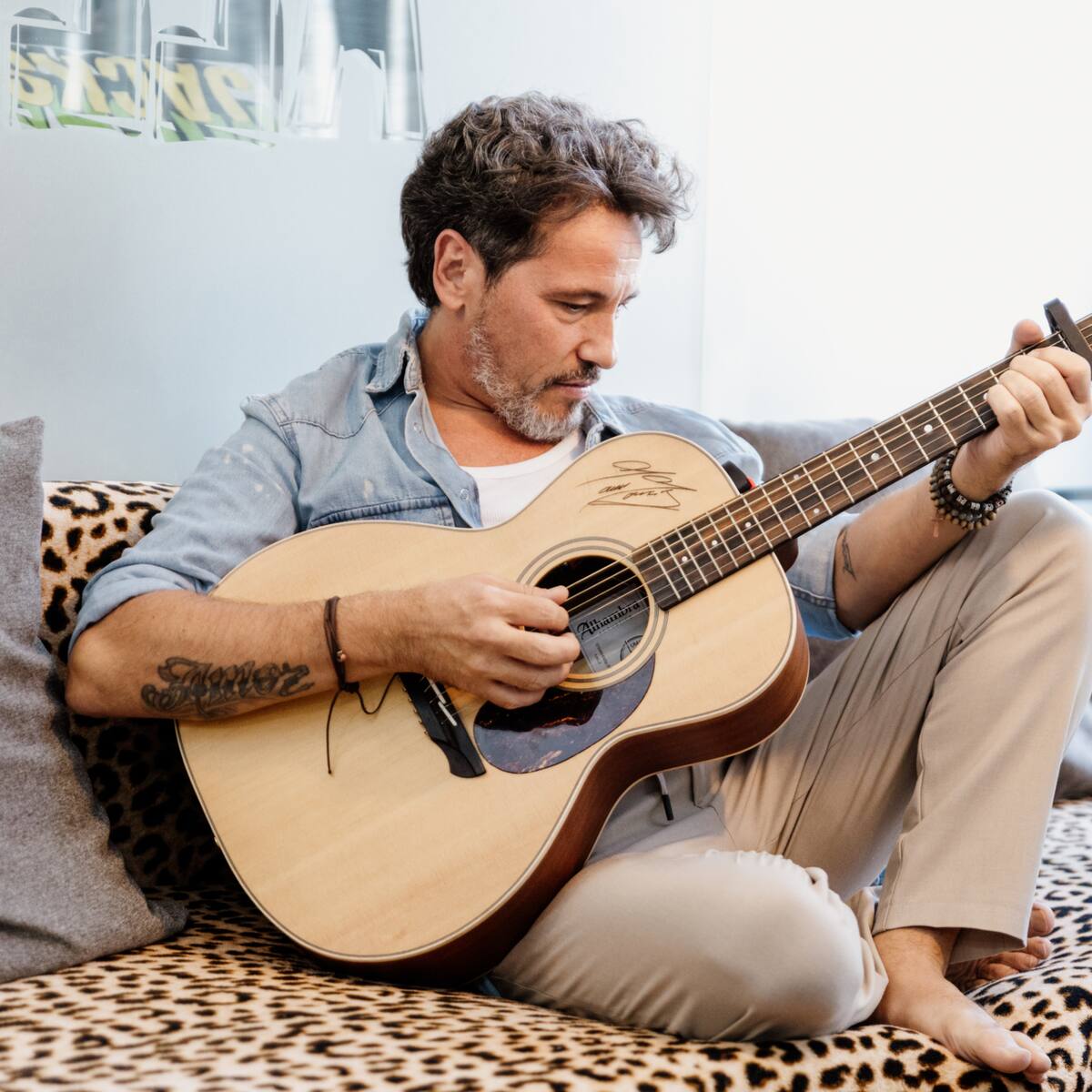 David DeMaría presenta ‘La puerta mágica’: hablamos de la industria, la paternidad, Chenoa, Andy y Lucas, Los Caños, Barei o DePol