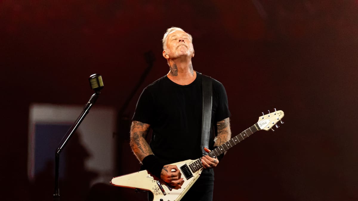 James Hetfield, sobre pronunciarse políticamente: “Metallica no está aquí como otros artistas para influir en vosotros con su m*erda”