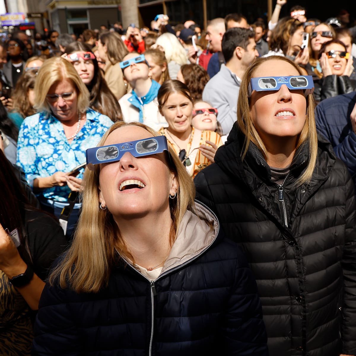 Dónde comprar gafas para el eclipse solar 2026 a última hora