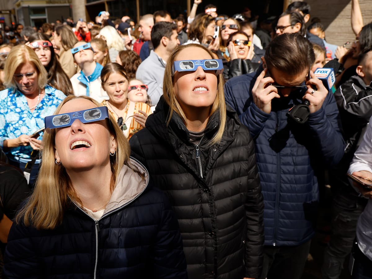 Dónde comprar gafas para el eclipse solar 2026 a última hora