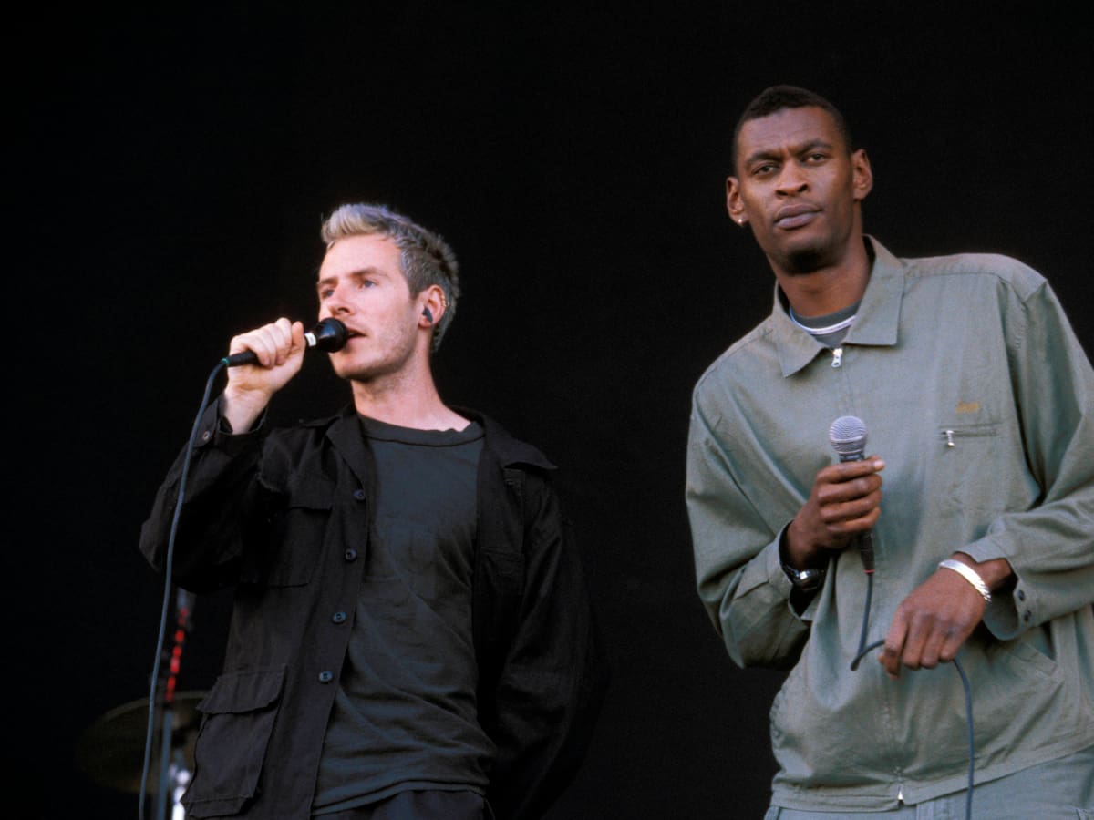 Massive Attack denuncia interrogatorios policiales en Singapur tras mostrar una bandera palestina en concierto