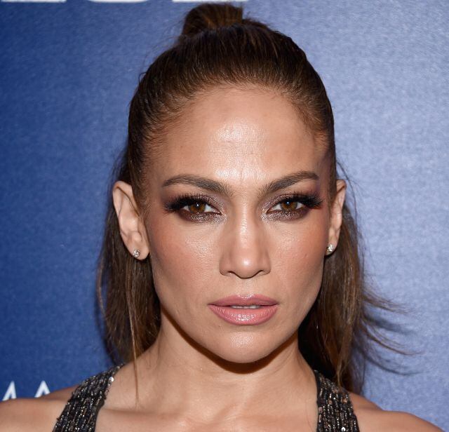 El look desacertado de Jennifer Lopez.