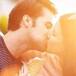 ¿Que pasa cuando hombres gays besan mujeres por primera vez?
