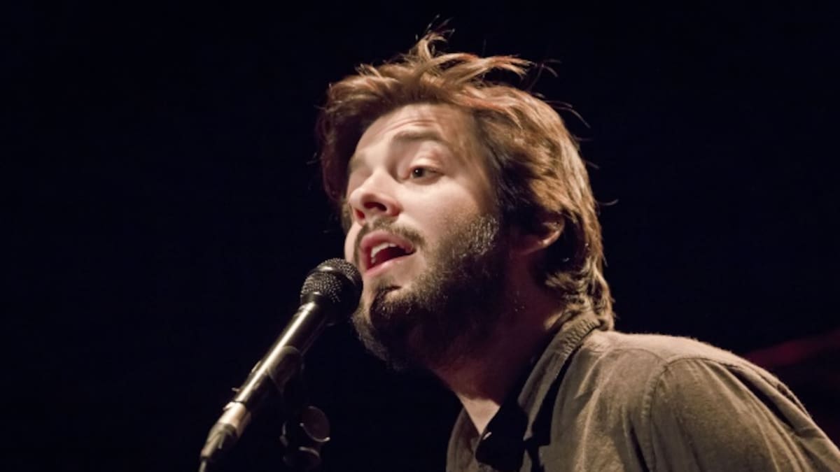 Salvador Sobral se marca un jazz con Alma Nuestra en ‘Tú Mi Delirio’