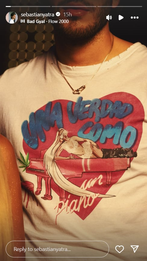 Sebastián Yatra con una camiseta de Bad Gyal | Vía INstagram