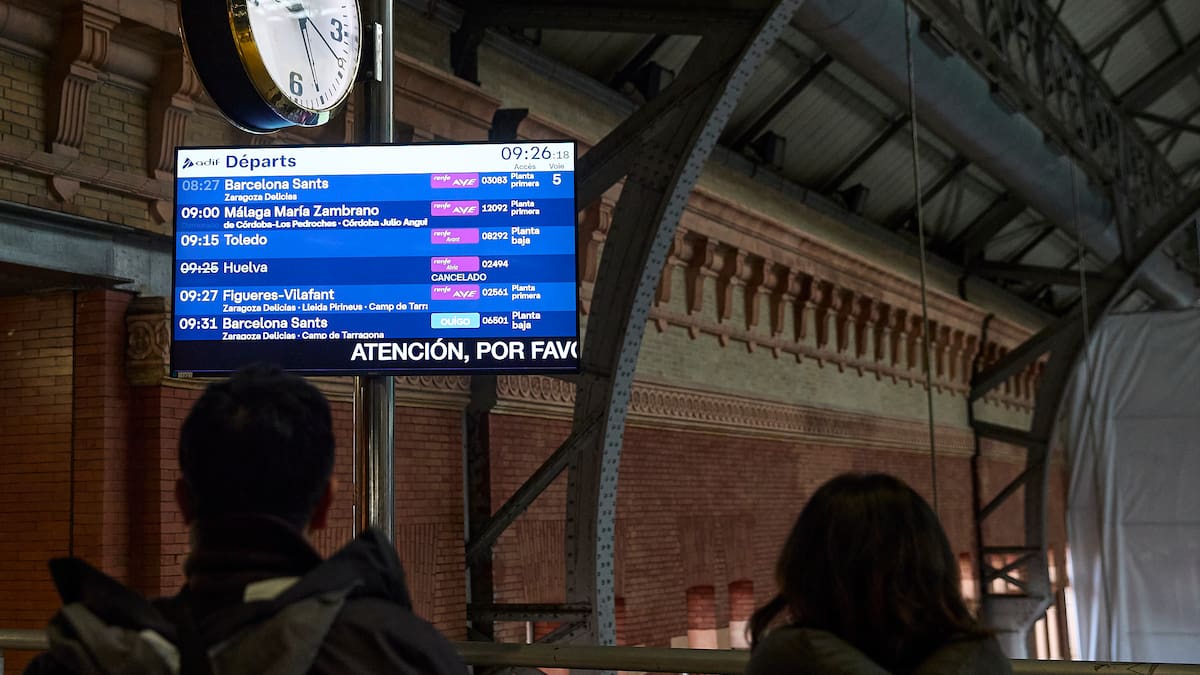 Huelga de Renfe hoy, miércoles 15 de julio: trenes afectados, servicios mínimos y qué hacer si tu tren está cancelado