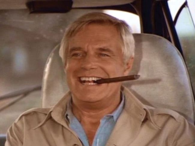 EL actor George Peppard, caracterizado como John Hannibal Smith en 'El Equipo A' (1983).
