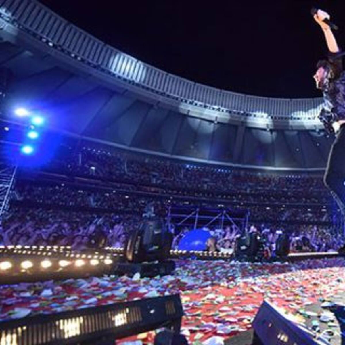 ¡Manuel Carrasco la rompió en el Wanda Metropolitano de Madrid!