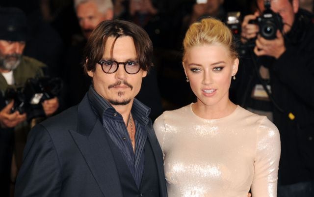 GETTY/ Johnny Depp y Amber Heard comenzaron su relación mientras hacían la promo de Los diarios del ron.