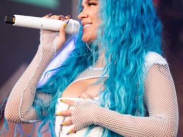 Karol G consigue lo que parecía imposible: el regreso de Anahí 11 años después