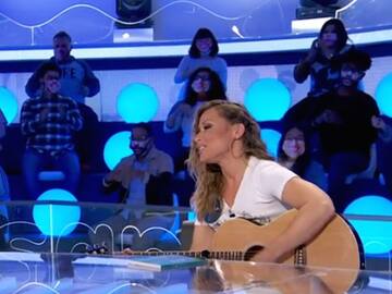 VERÓNICA ROMERO Y WILLY BÁRCENAS CANTARON EN ‘PASAPALABRA’ PARA HOMENAJEAR A ÁLEX CASADEMUNT