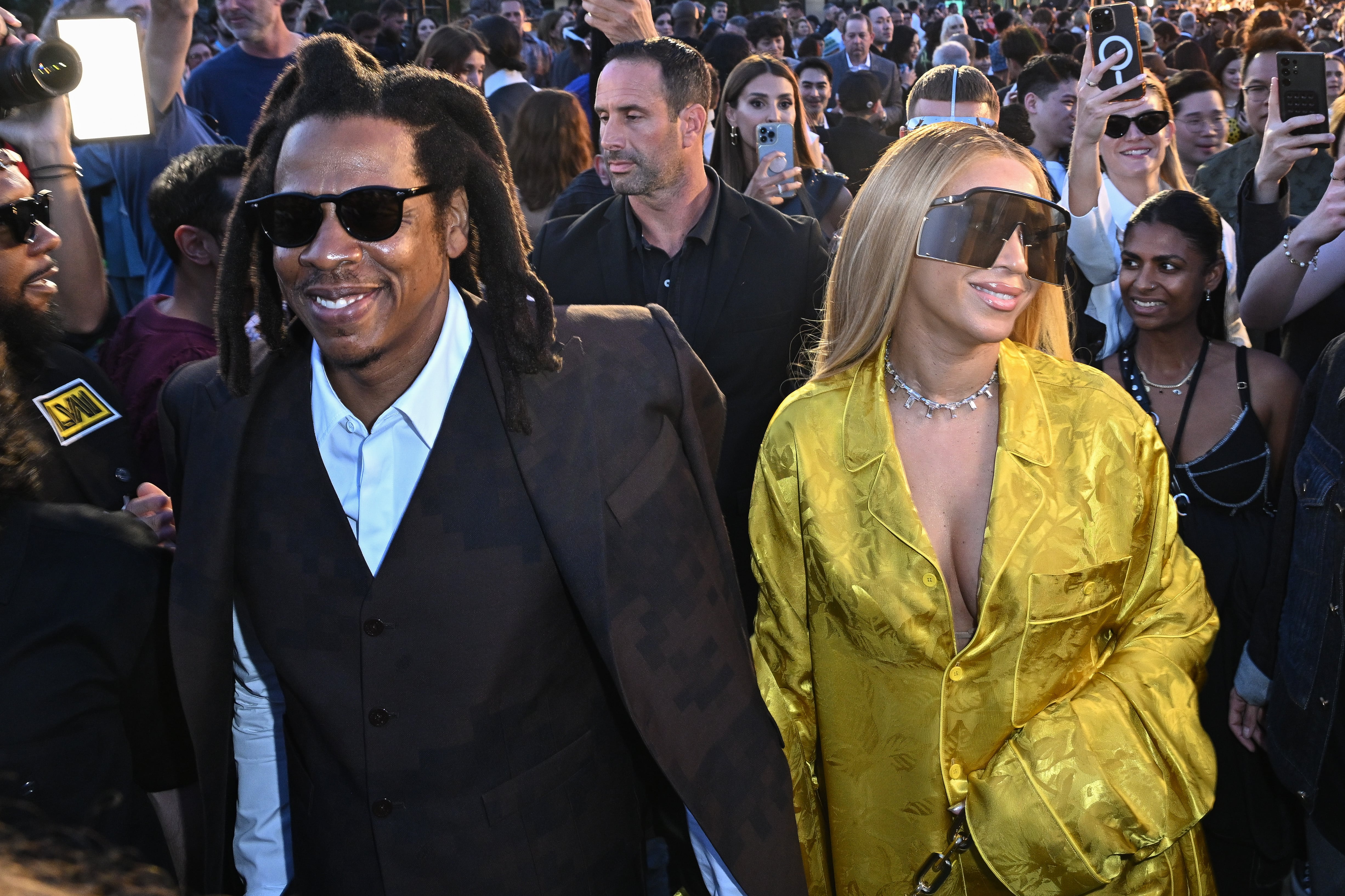 Jay-Z y Beyoncé en el desfile de Louis Vuitton en la Fashion Week de París, el pasado mes de junio.