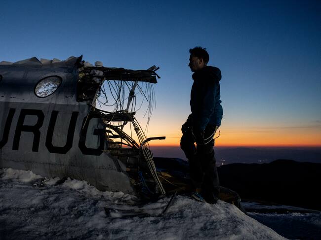 J.A. Bayona en el rodaje de 'La sociedad de la nieve'.