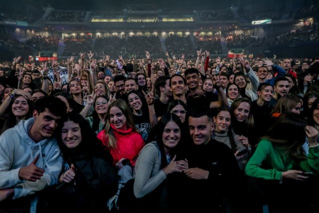 Los fans de Dani Fernández durante el concierto.